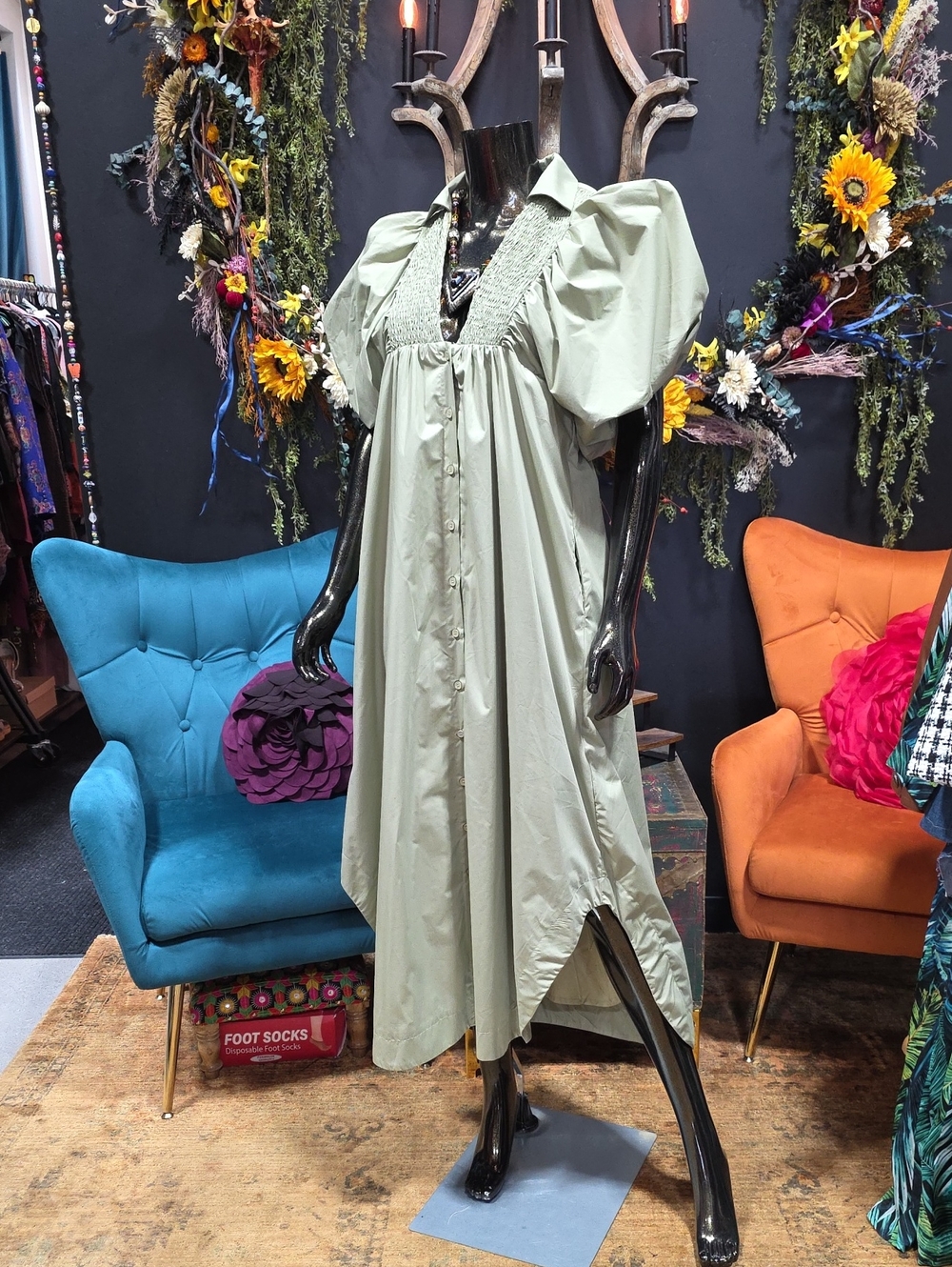 Anniewear Puff-Sleeve Maxi Dress in Sage Green